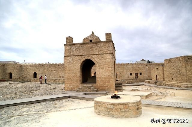 阿塞拜疆与亚美尼亚为什么打,阿塞拜疆和亚美尼亚对打