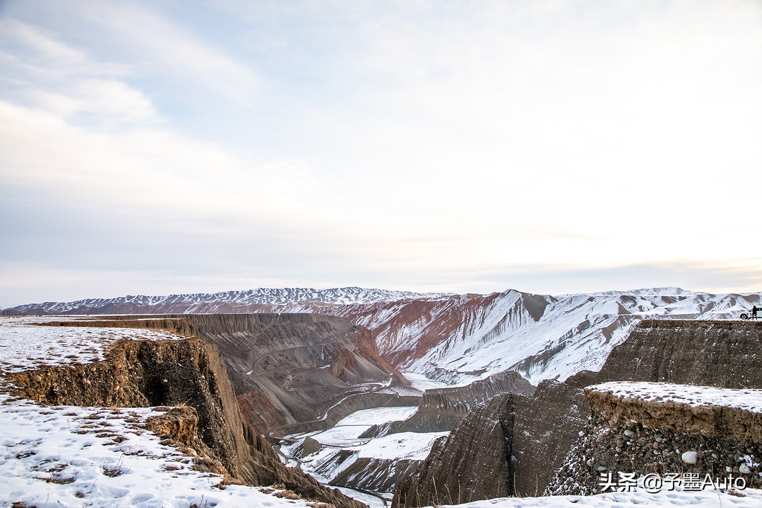 领克01跑新疆,全新领克01欧洲首航