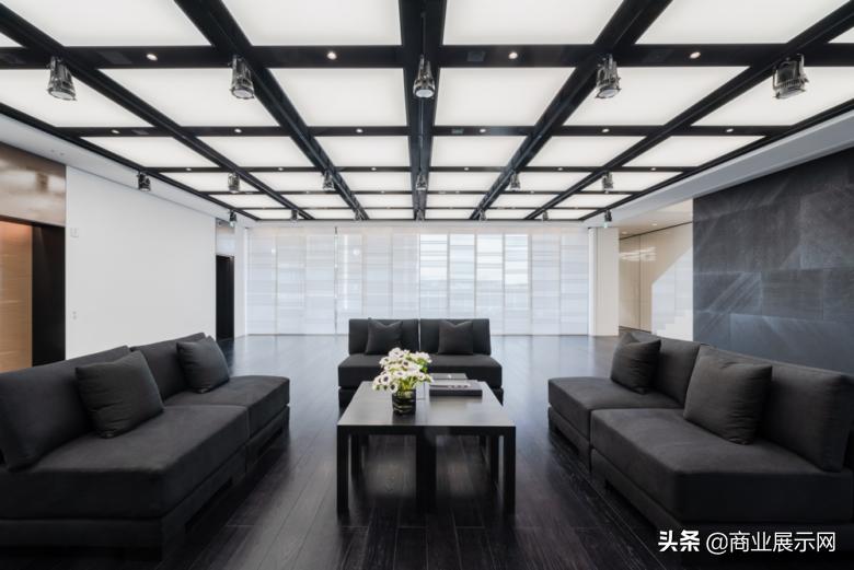 chanel香奈儿旗舰店,chanel香奈儿蛇纹链条单肩斜挎包