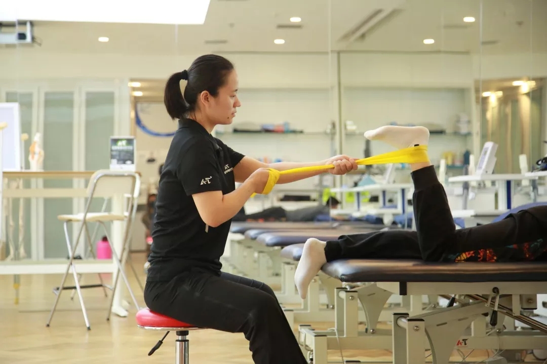 前叉术后绷直腿会导致韧带松弛吗,前叉韧带重建手术后怎么避免松弛