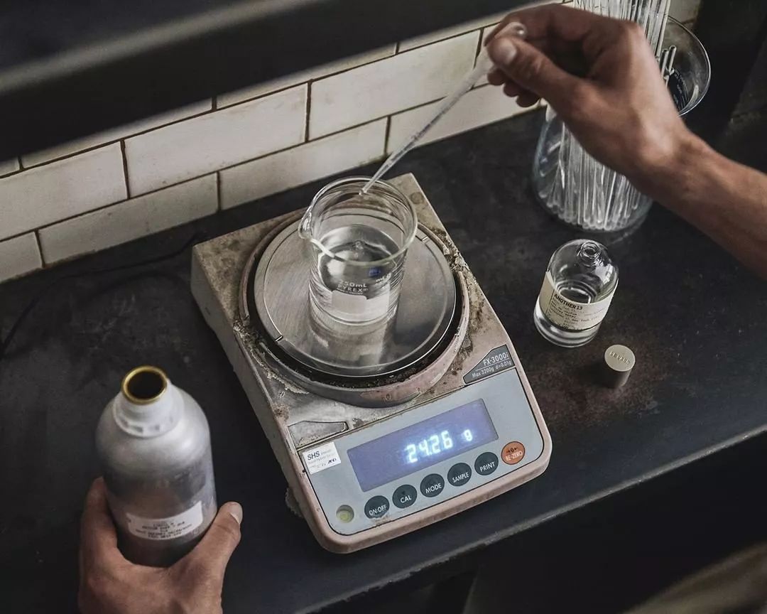 网红垃圾桶实用吗,垃圾桶禁止使用告示