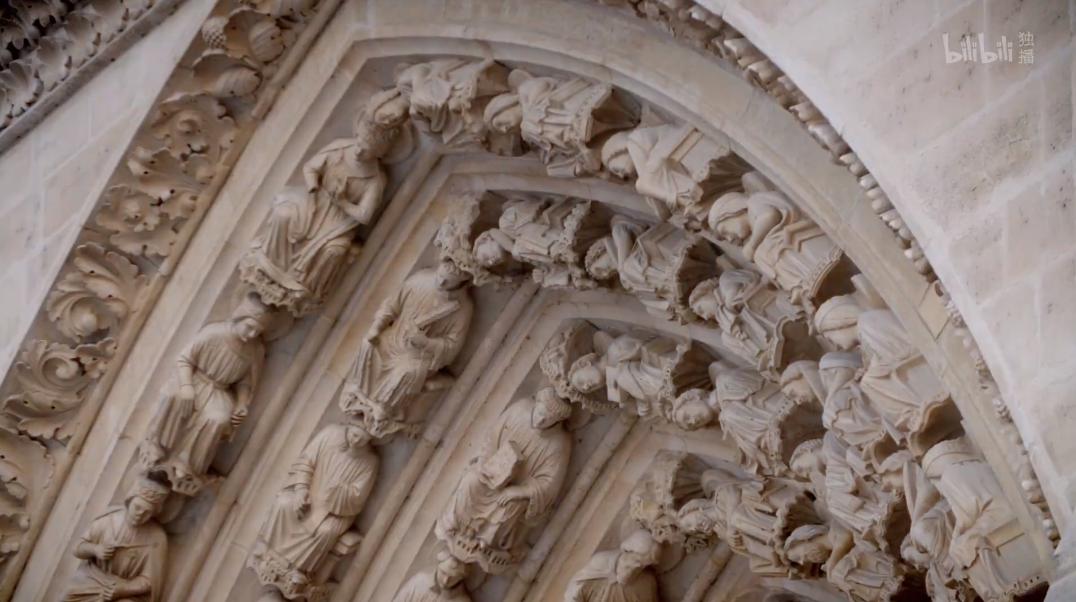 巴黎圣母院火灾重建后建筑怎样,巴黎圣母院火灾一周年