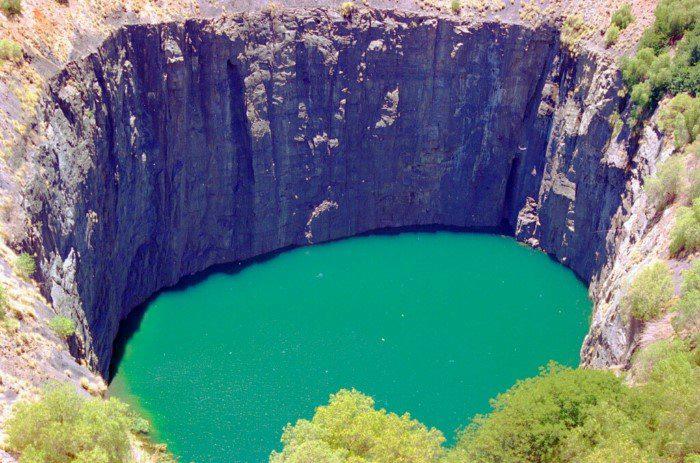 金伯利钻石矿坑地图,金伯利钻石矿在哪里