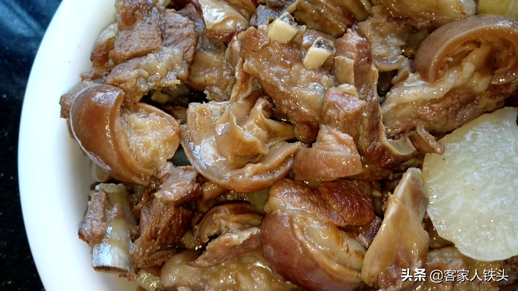 冬天的羊肉怎么样烧才好吃,天冷了炖点羊肉最正宗的做法