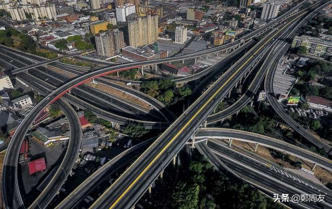 世界疫情中的照片,世界各地战疫照片