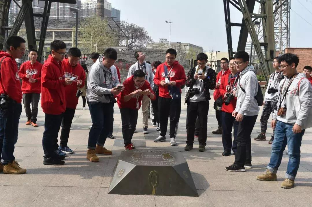 中车唐山公司高铁列车,中车唐山公司第一列高铁