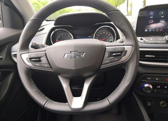 雪佛兰车开了十几年了还值七万吗,雪佛兰suv创酷14款手动