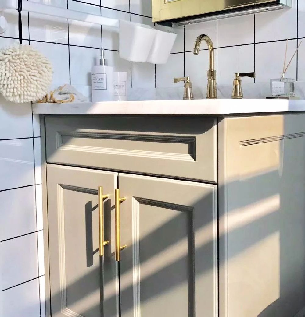 卫生间浴室柜该选好的吗,卫生间潮浴室柜怎么选比较实用