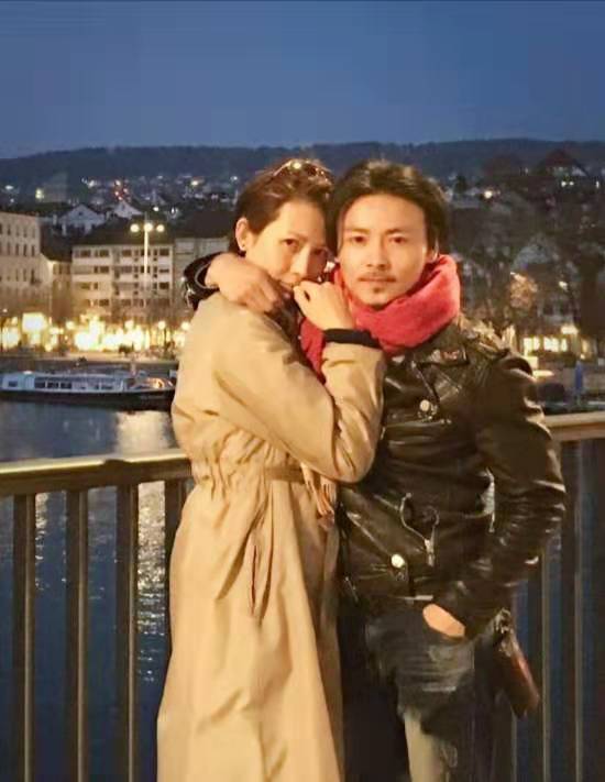 张晋父子西装亲子照,张晋的带娃日常视频