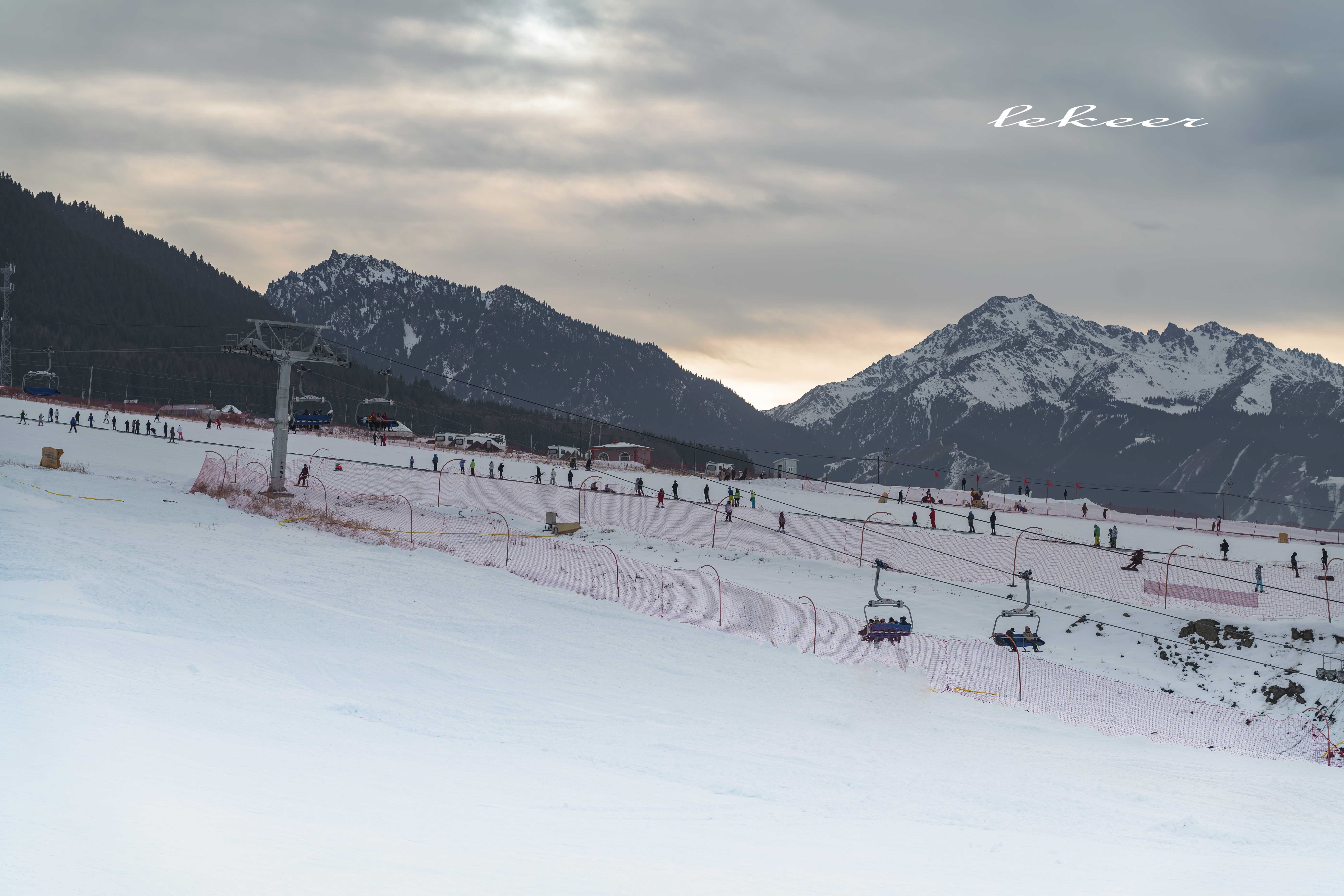国内最顶级滑雪场,国内最顶级的滑雪场在哪