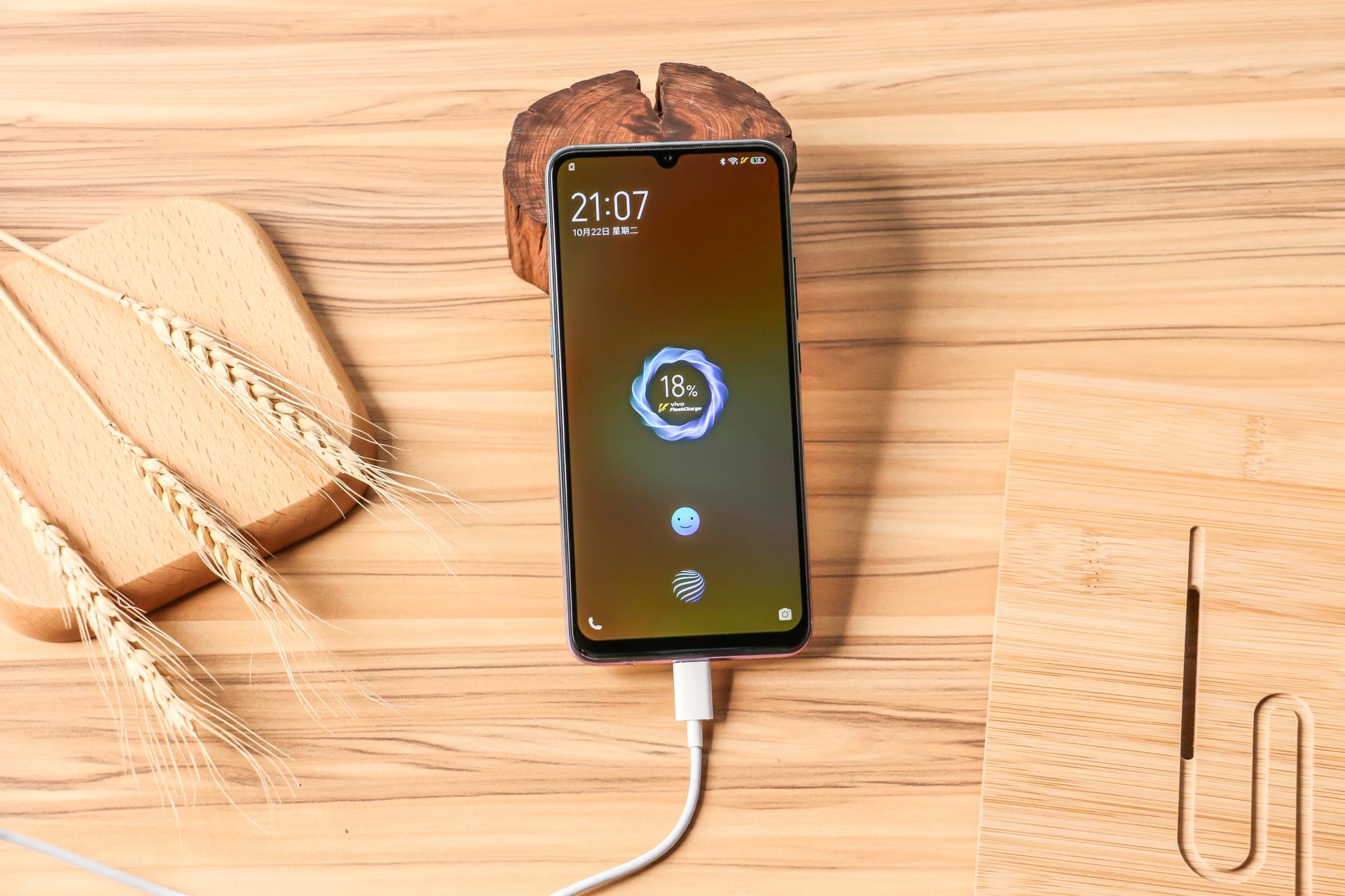 iqooneo855版王者能开多少帧,iqooneo855吃鸡能开流畅极限吗