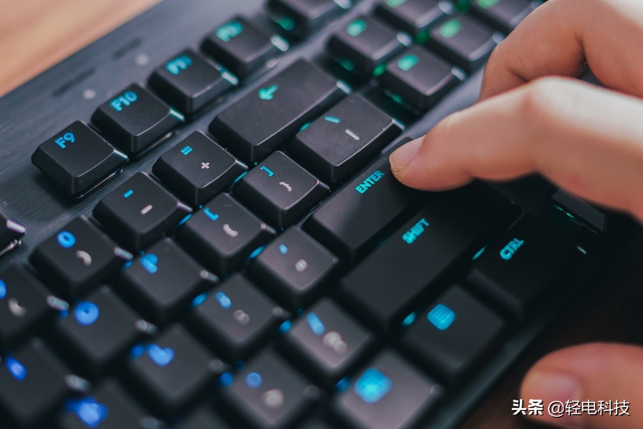 罗技G913无线机械键盘评测,罗技mxmechanical和罗技g913