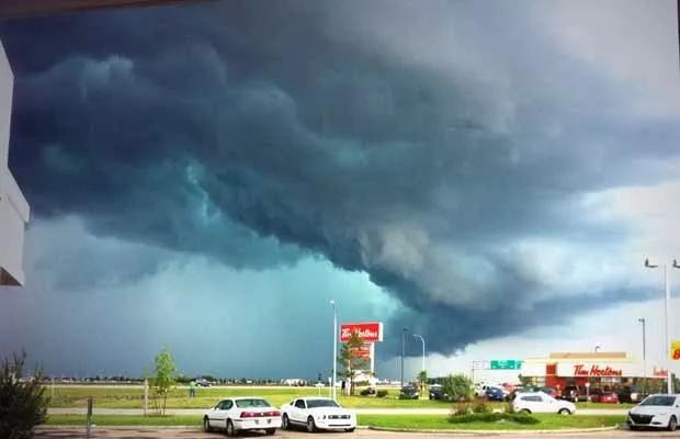 埃德蒙顿vs卡尔加里,阿省卡尔加里