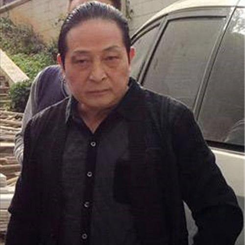 他为马云指点迷津，受李冰冰跪拜，却病死狱中无人问津，为何？