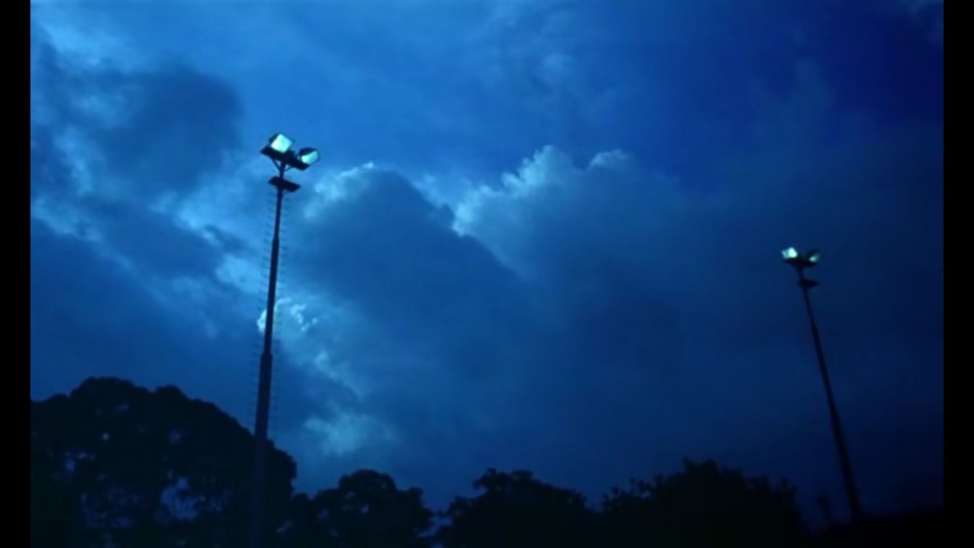 重庆森林|凤梨罐头有期限，感情也有期限