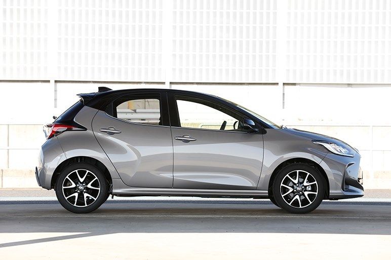 丰田雅力士2011款1.6g自动炫动版,全新丰田雅力士gr