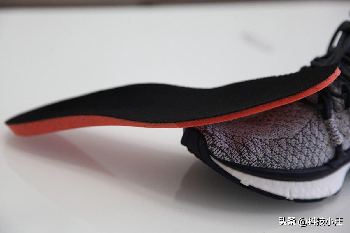 米家跑步鞋3代性能,米家3代运动鞋