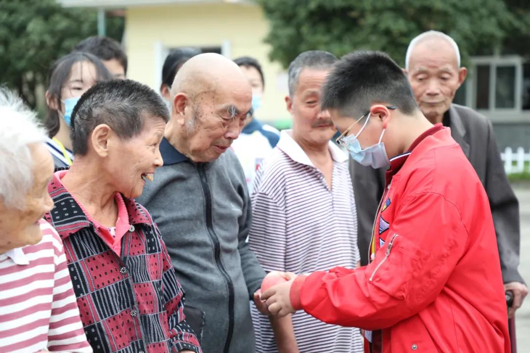 文明清风新吴有礼|梅里中学：弘扬时代精神，绽放文明之花