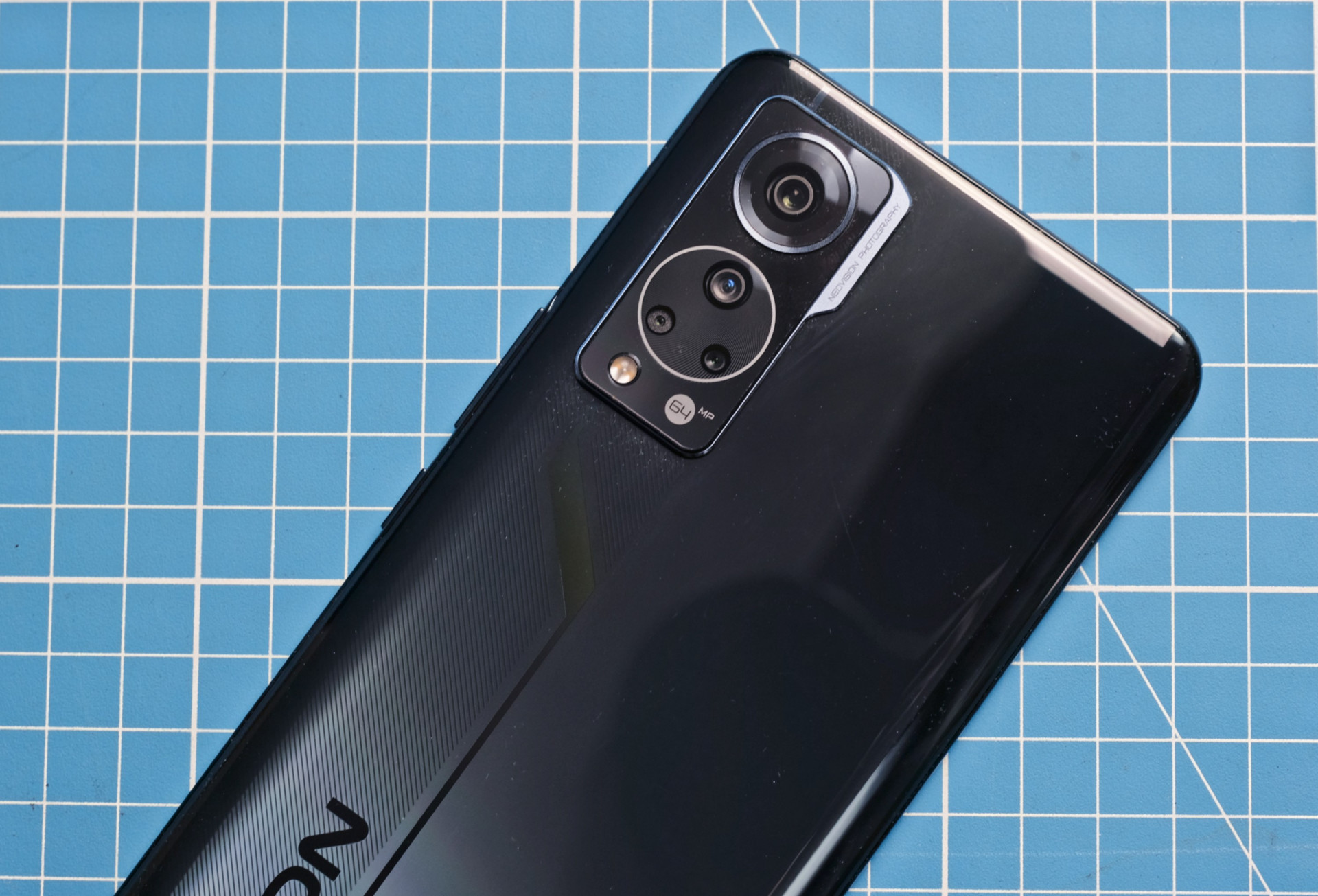 中兴axon30屏下版发布会全程回顾,中兴axon30和中兴axon20对比