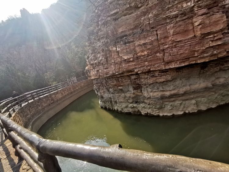 湖北卫视人工天河红旗渠纪录片,实拍人工天河红旗渠视频