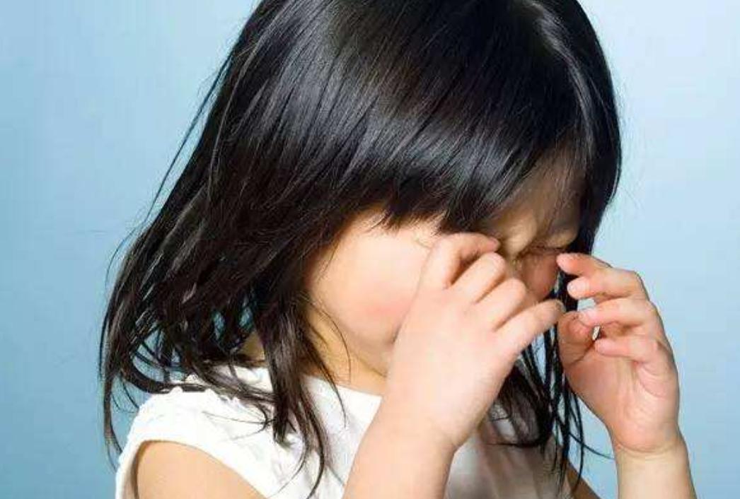 当孩子乖巧懂事时，爸妈却引以为傲？家长们要谨防“不安全依恋”