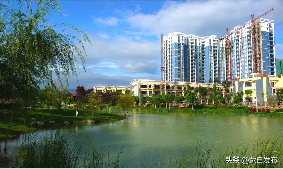 蒙自未来高楼地标,蒙自老街介绍