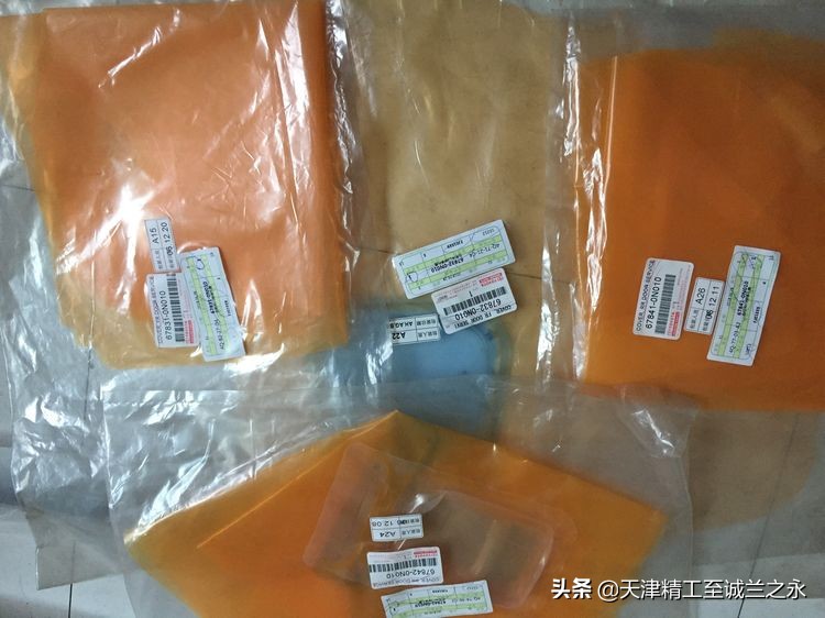 化州7哥翻新12代皇冠多少钱,11年丰田皇冠内饰翻新