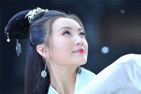 貂蝉、杨贵妃、西施、王昭君并称古代四大美女，其实是名不符实