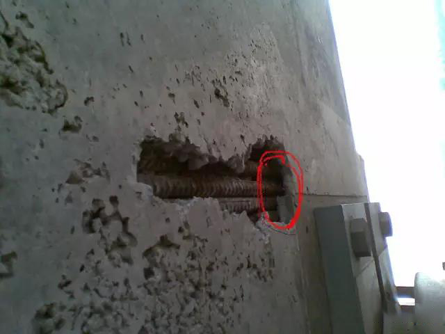 混凝土露筋怎么修补,混凝土规范规定大面积露筋是多少