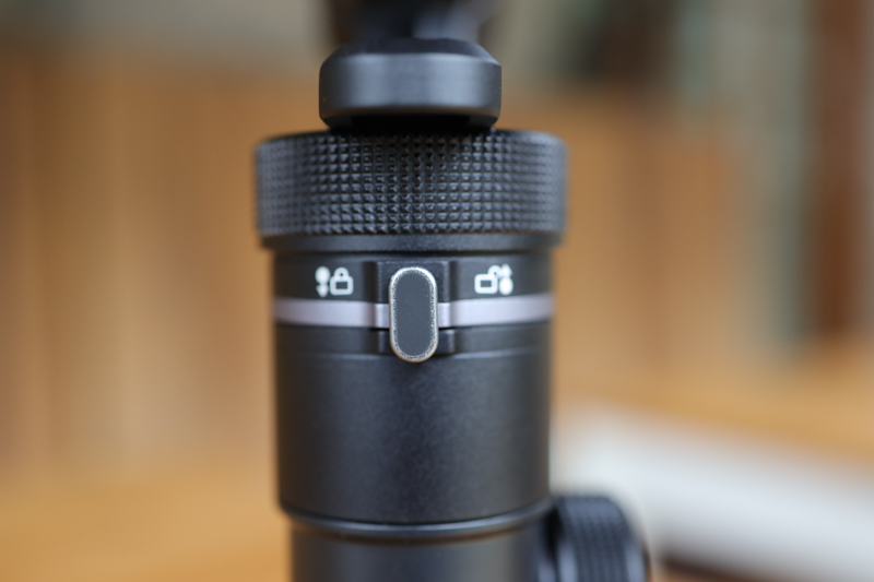 手持稳定器手机和运动相机一体,兼容手机和运动相机的稳定器