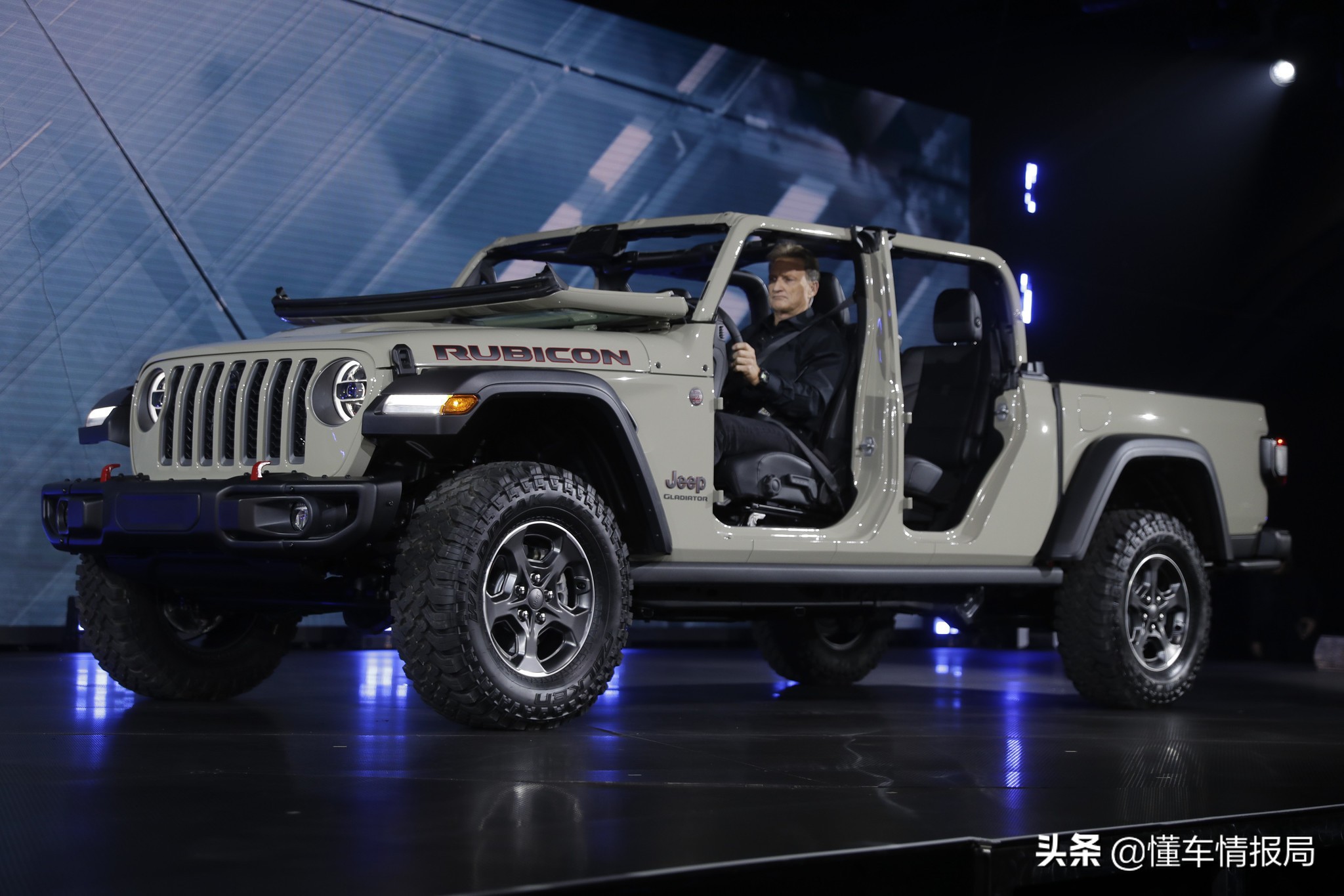 jeep角斗士皮卡最新价格,2022款全新jeep皮卡