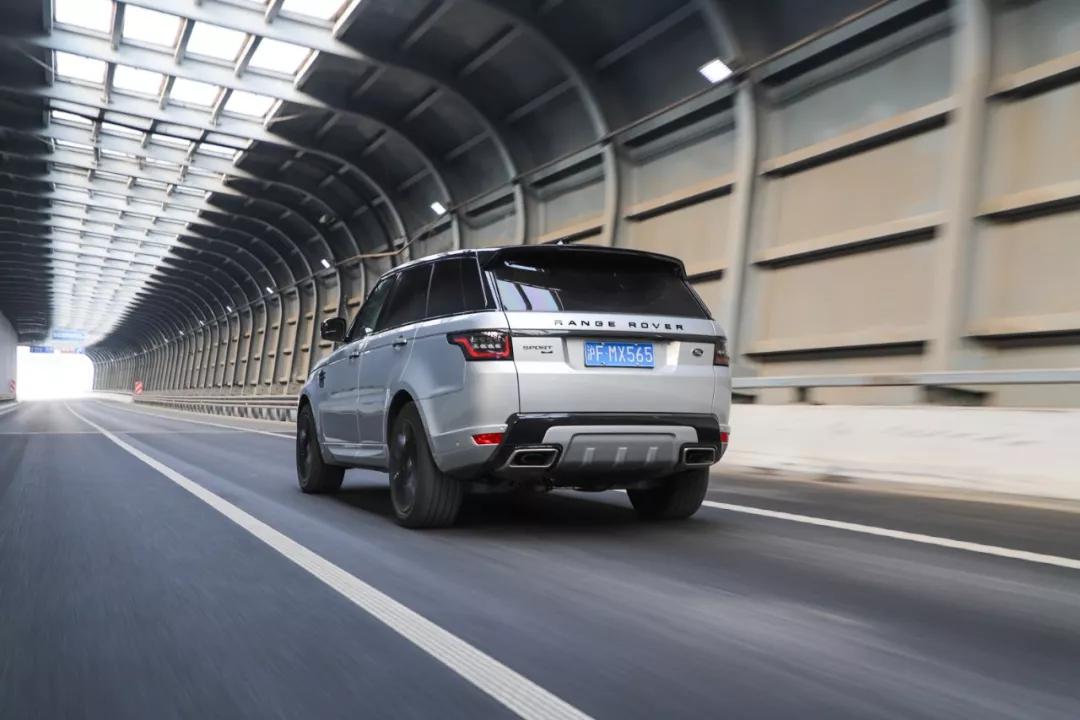 轴距短动力强,轴距达到3米