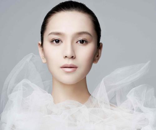 美白抗皱国货之光,提亮美白补水国货之光