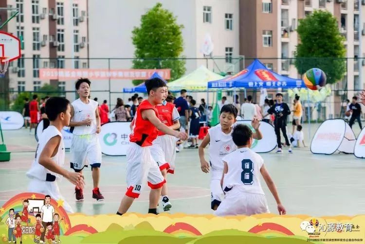 心怀篮球梦圆梦在铜仁——沁源县姚基金冠*队军**频获喜讯