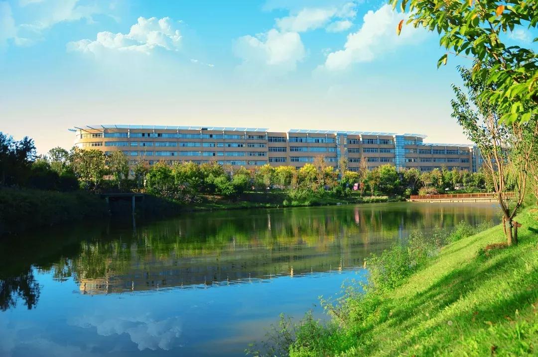 辽宁省高校(三十二)大连外国语大学