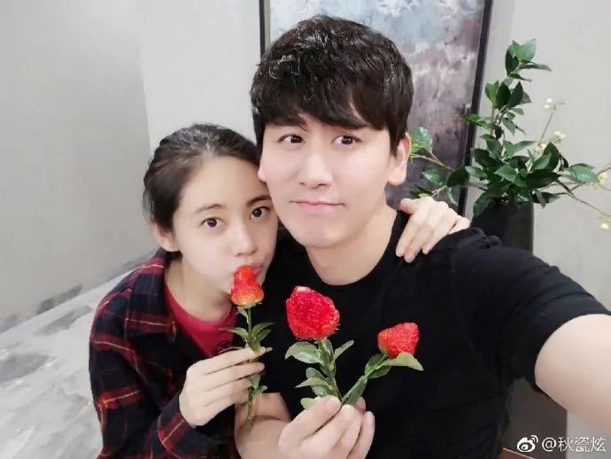 赵露思手撕绿茶,赵露思撕到大饼