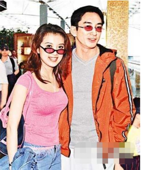 吴启华中山豪宅,吴启华惠州买别墅