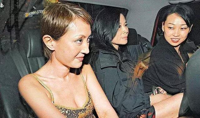 有钱有闲风华绝代,有钱有闲有美貌