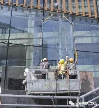 玻璃幕墙人工费报价单范本,揭秘装修的成本及费用