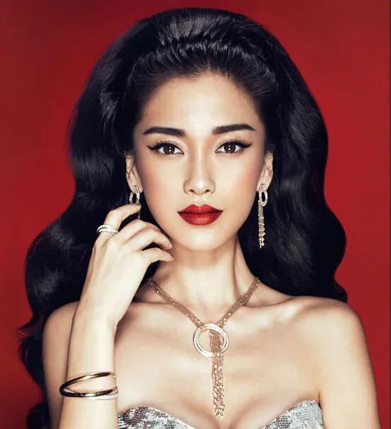 眉中凹陷修复,眉基底不一样怎么改