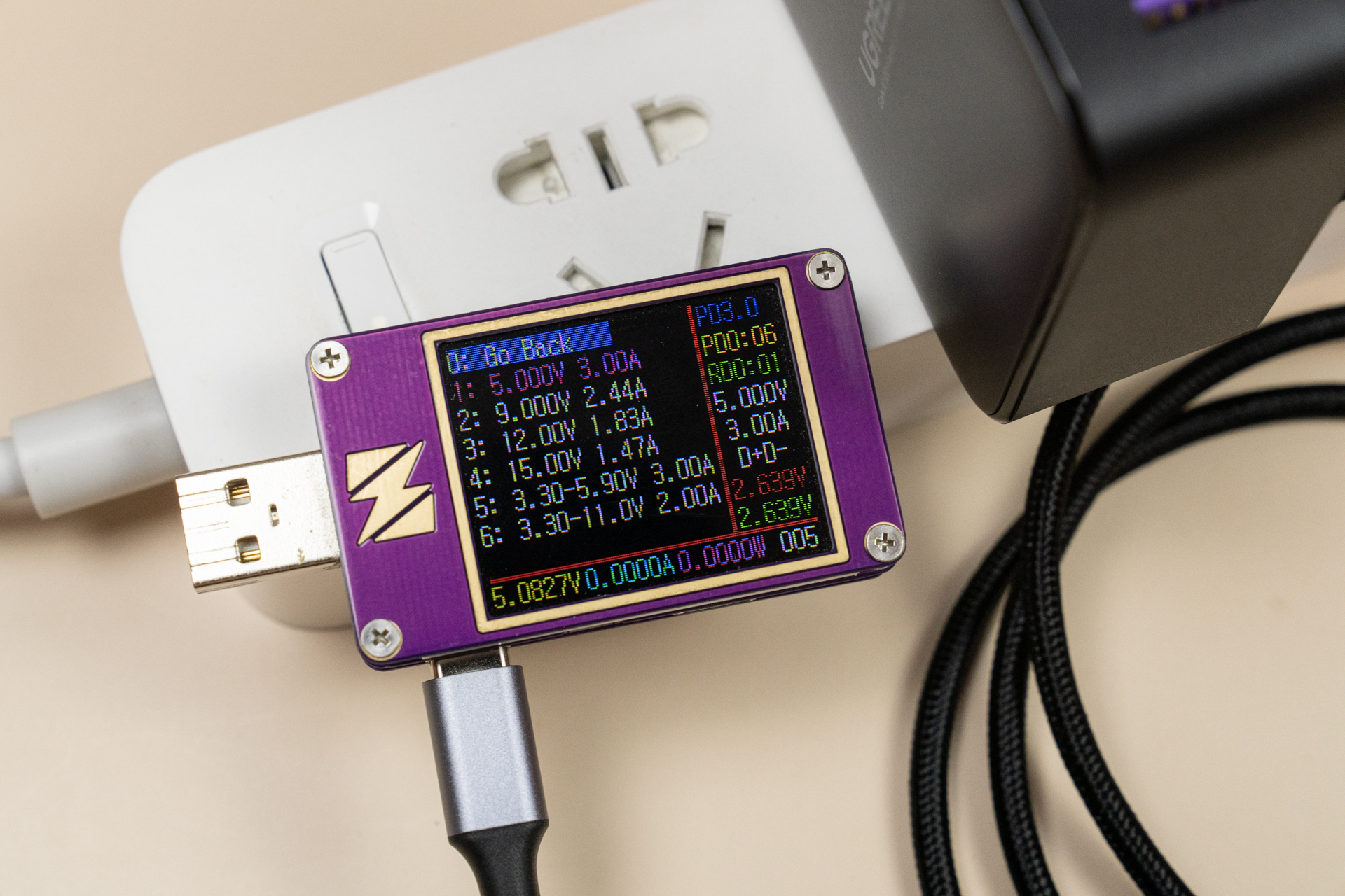 绿联30W氮化镓快速充电器,绿联闪充湃氮化镓充电器45瓦测评