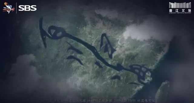 cba球队为啥都是广告,cba被篮球砸