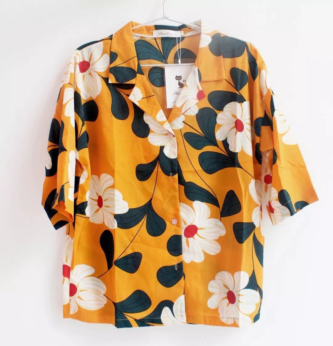 某宝20块钱的衣服真的能穿吗,某宝很多价格不一样的同款衣服