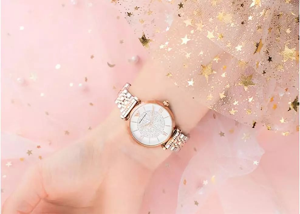 姜珮瑶戴的手表,张钧甯戴的手表