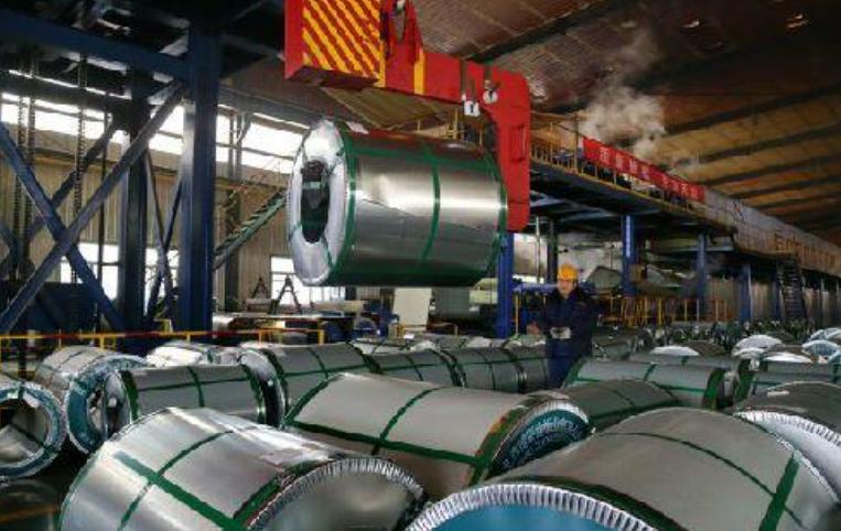 美国天价关税！1.2万亿基建计划望“钢”兴叹，中国却游刃有余