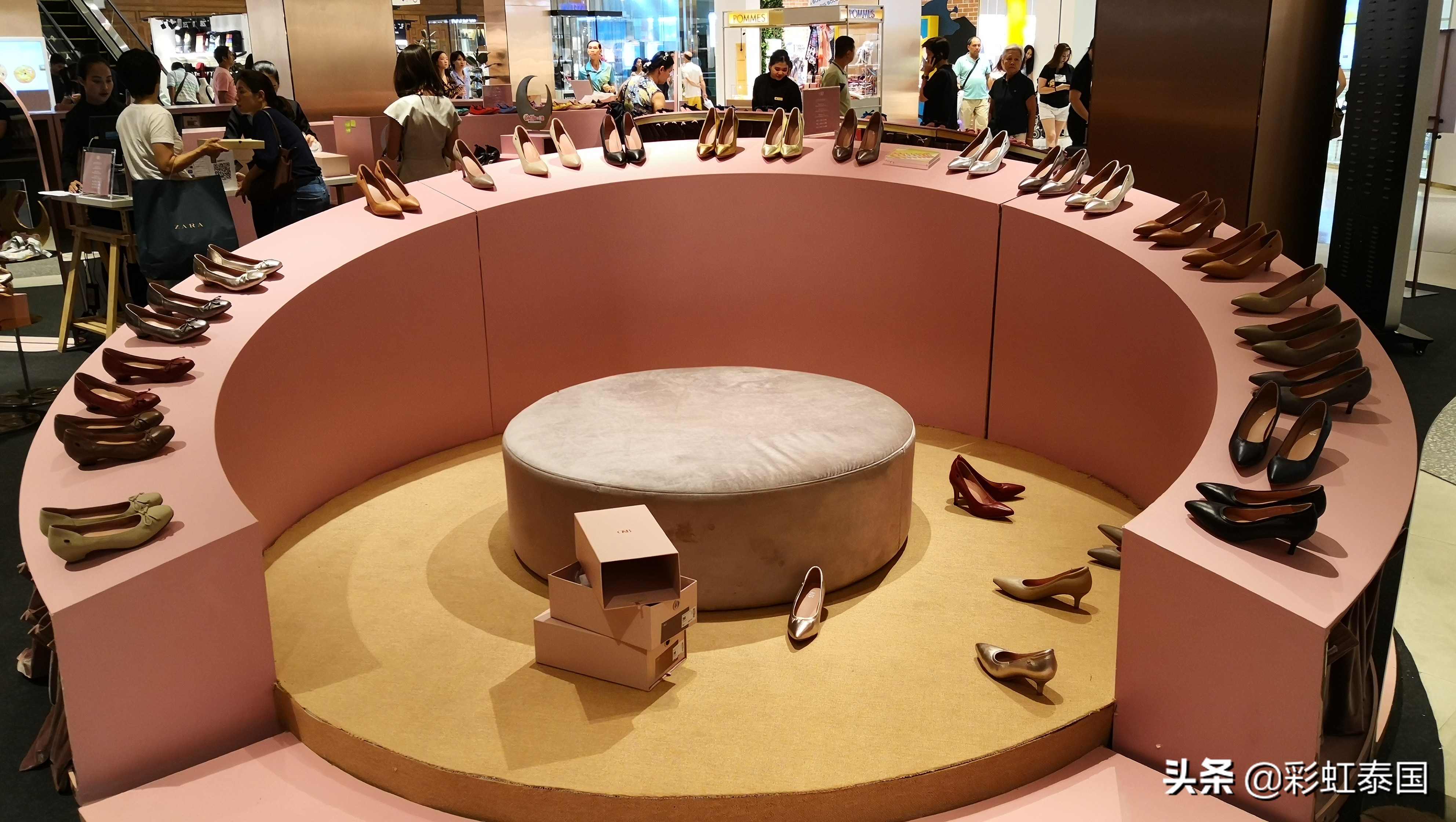 泰国曼谷新世界购物中心,泰国曼谷购物中心在哪里