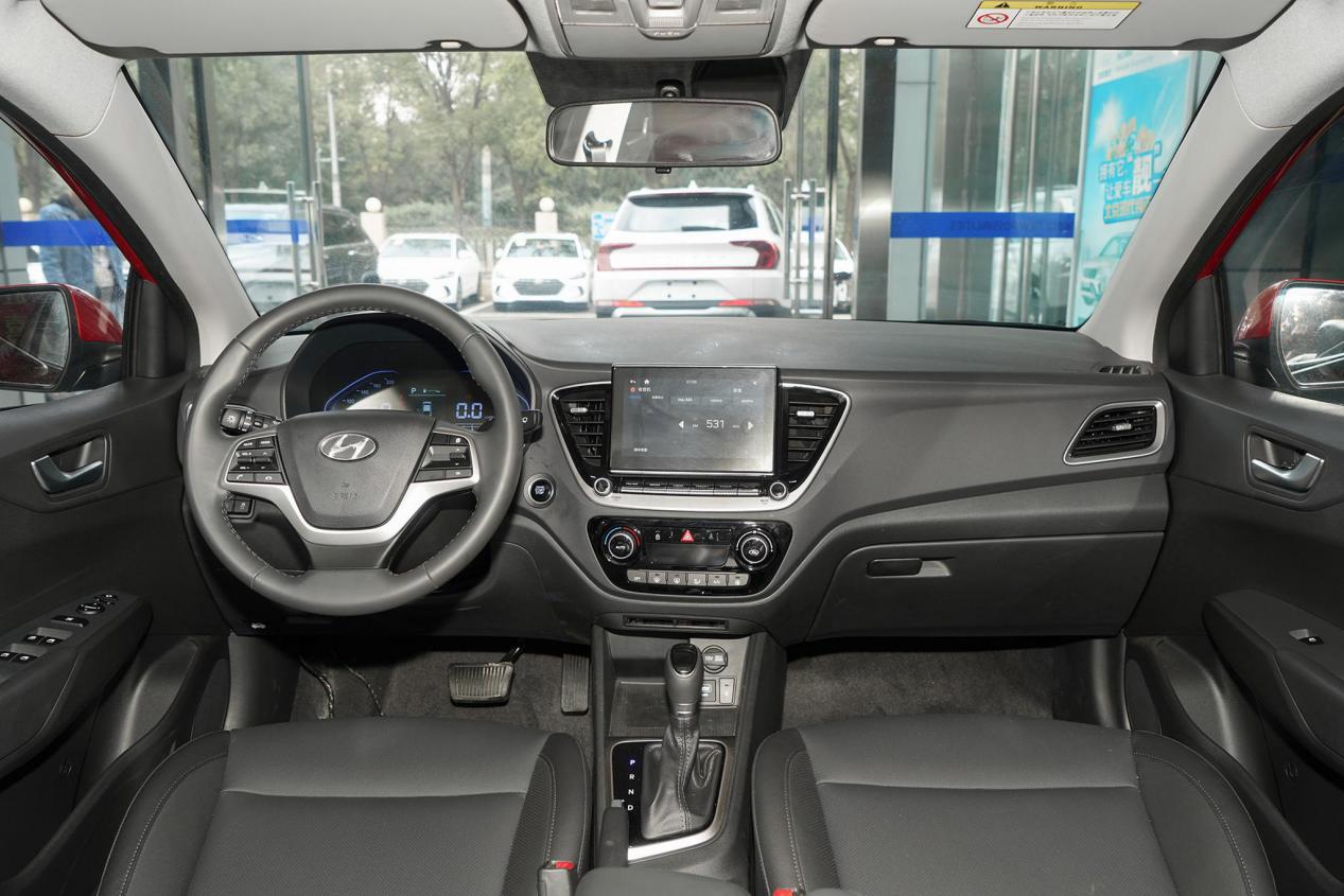 17年现代悦纳1.4l驾驶感受,现代悦纳开空调油耗