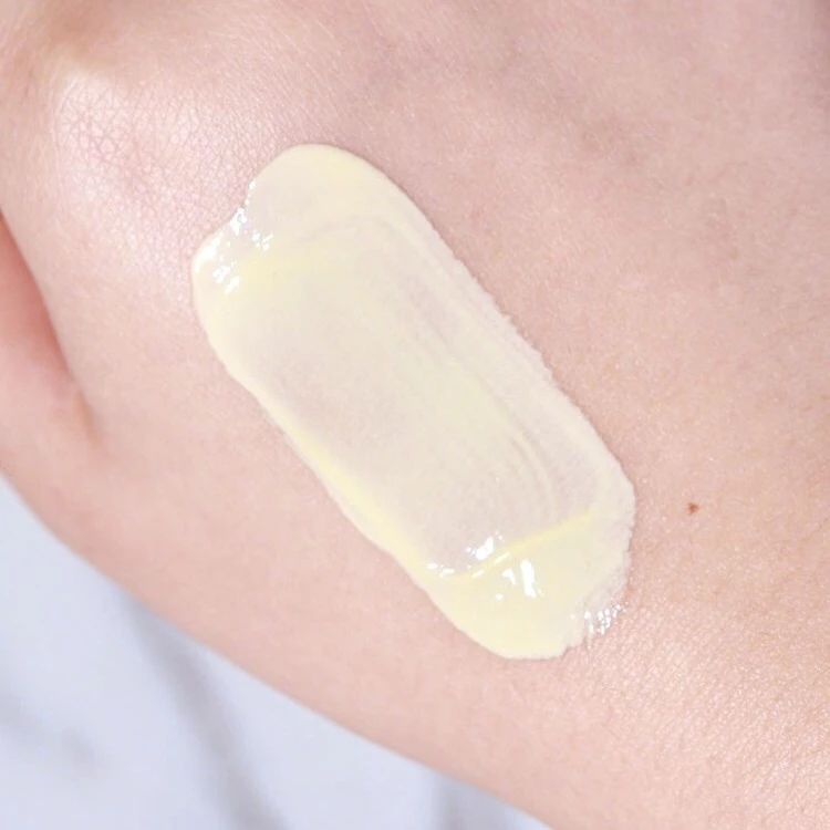 眼霜淡化黑眼圈正确使用方法,眼霜的正确使用方法去除黑眼圈