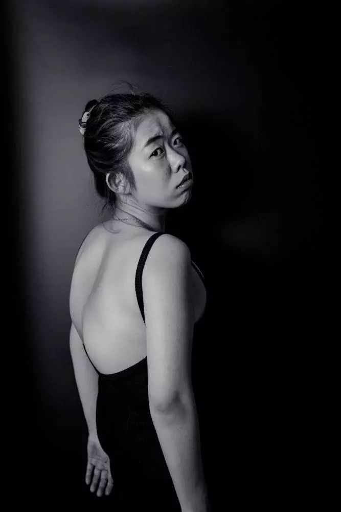 十位残障女性的肖像