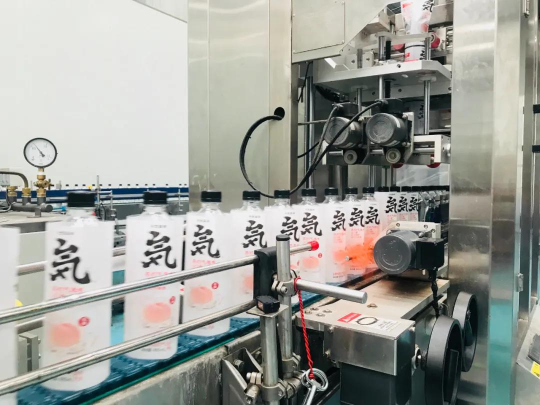 哦买噶！李佳琦推荐的这款爆火饮料，咱如东也有生产基地